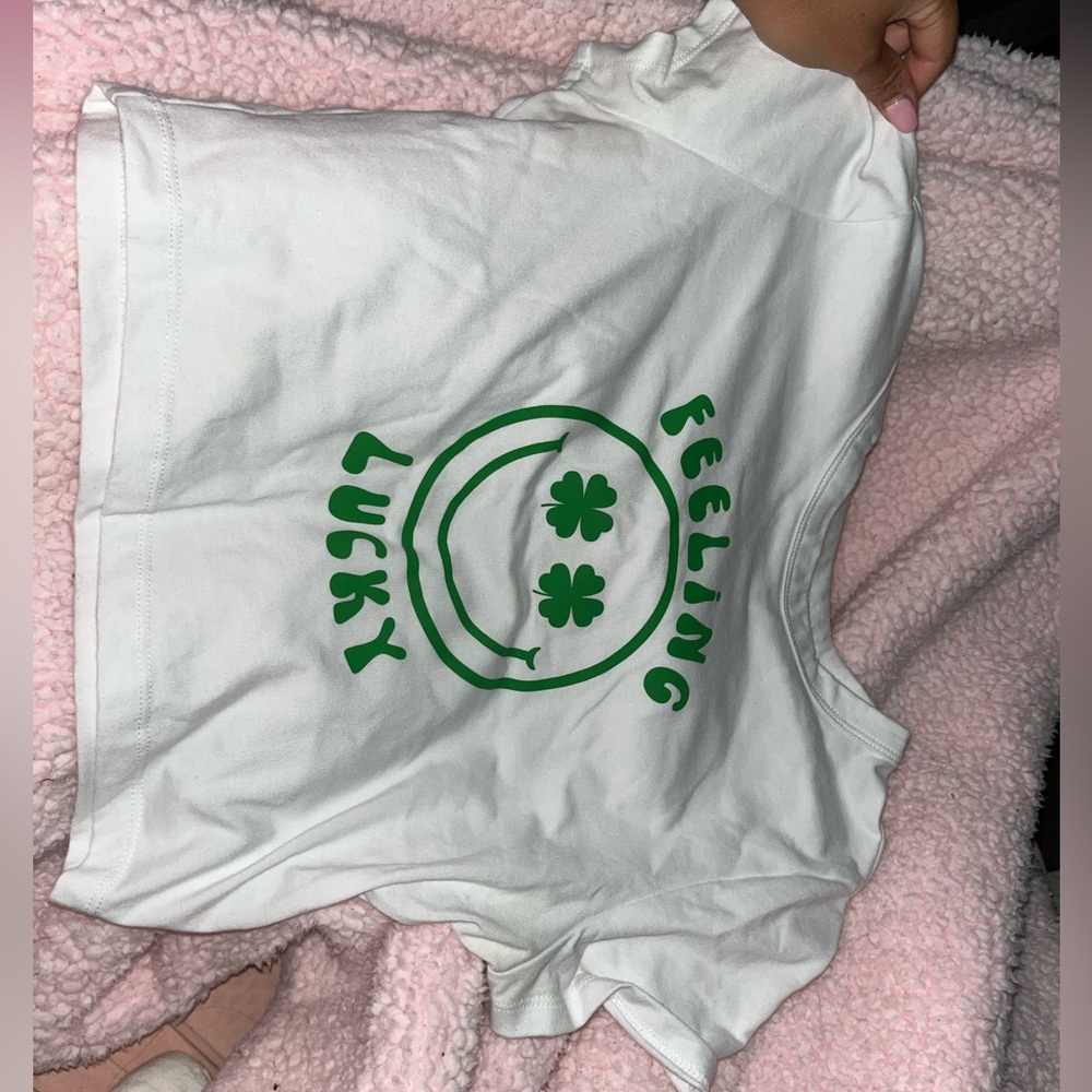 Cropped baby tee